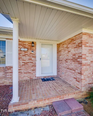 $499,900 | 107 Mountain View Circle, Piney Flats, TN 37686