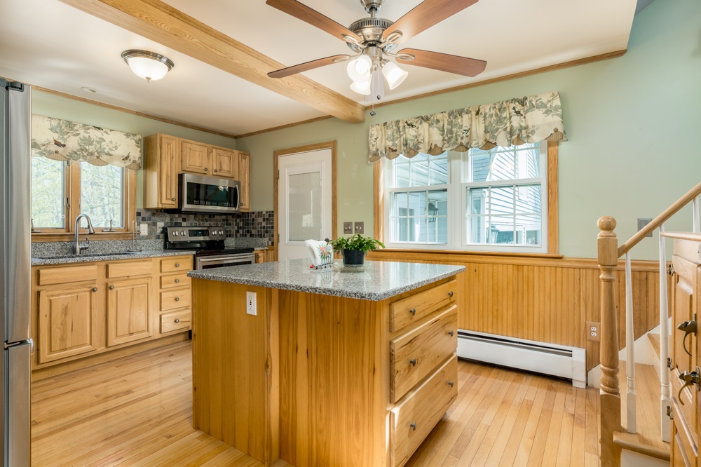27 Guinea Road Berwick, ME 03901 - Photo 8 of 33 Gallery Image 8