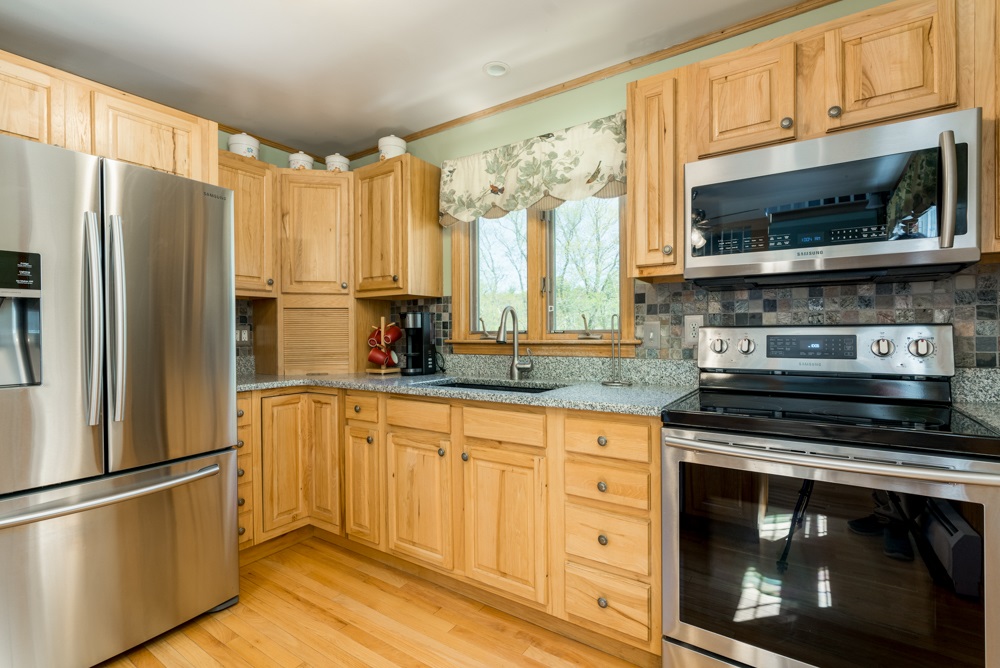 27 Guinea Road Berwick, ME 03901 - Photo 10 of 33 Gallery Image 10