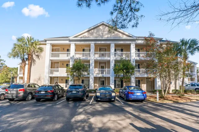$214,500 | 647 Woodmoor Drive, Unit 201, Murrells Inlet, SC 29576