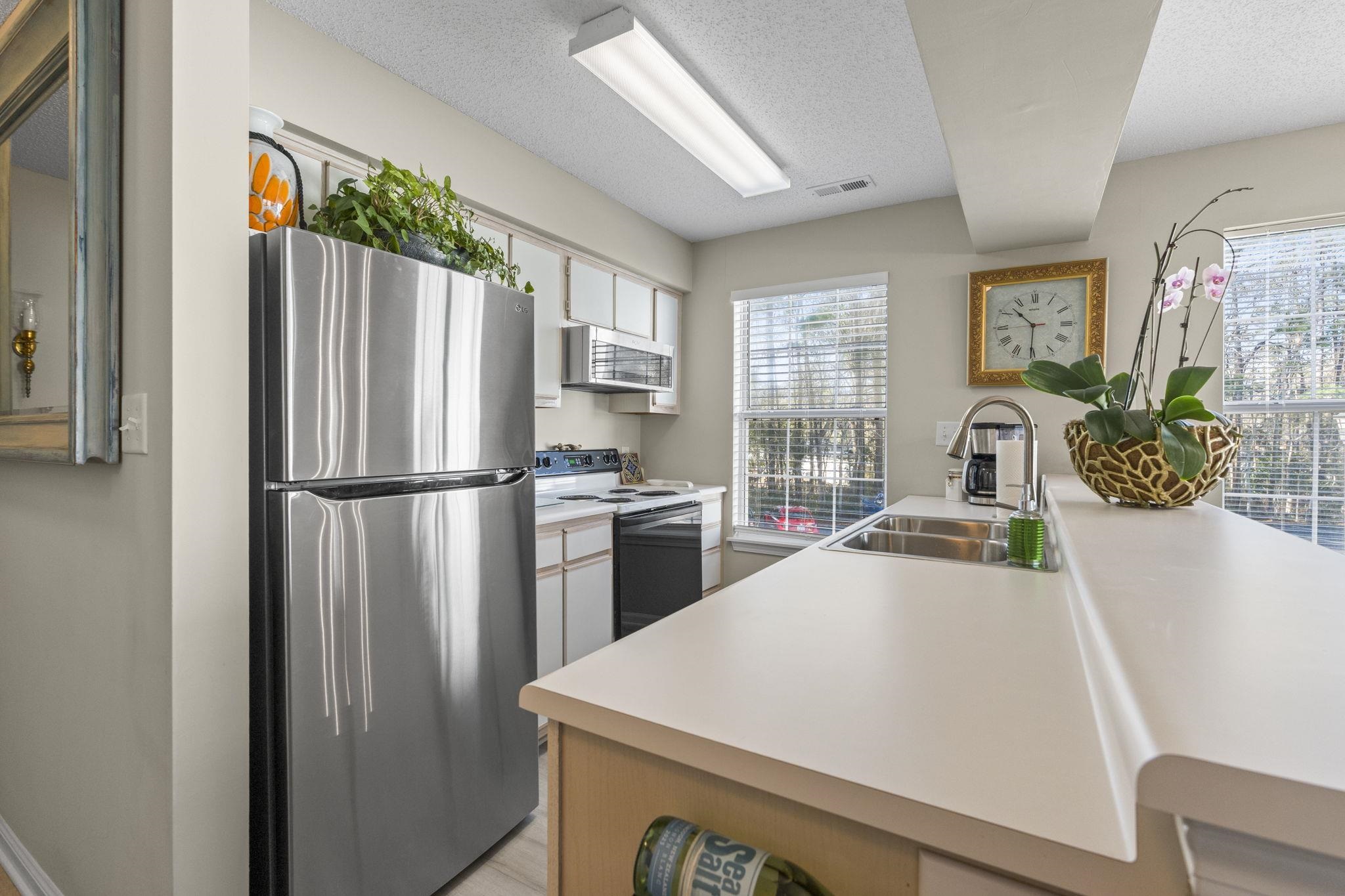 647 Woodmoor Drive, Unit 201 Murrells Inlet, SC 29576 - Photo 9 of 22