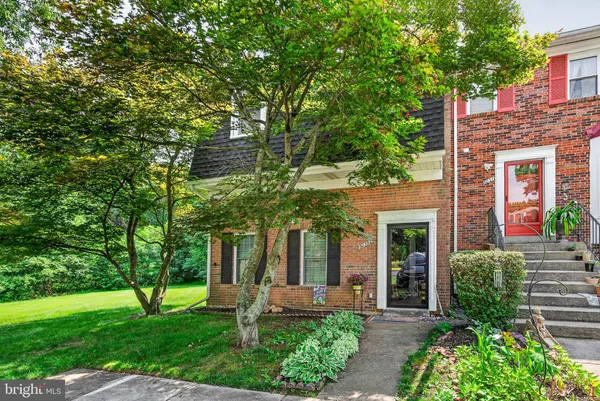 $600,000 | 6039 Liberty Bell Court, Burke, VA 22015