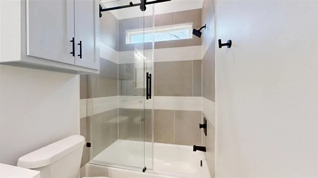 $389,000 | 4867 North Oakland Lane, Bryan, TX 77808