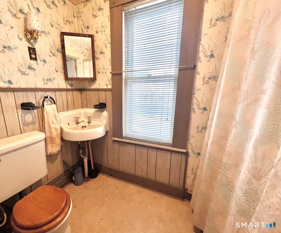 20 Prospect Place Torrington, CT 06790 - Photo 21 of 31