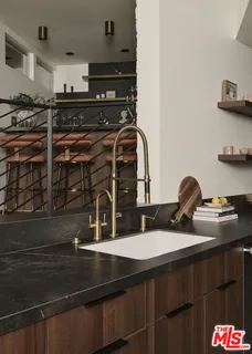 $2,725,000 | 2055 North Gramercy Place, Los Angeles, CA 90068