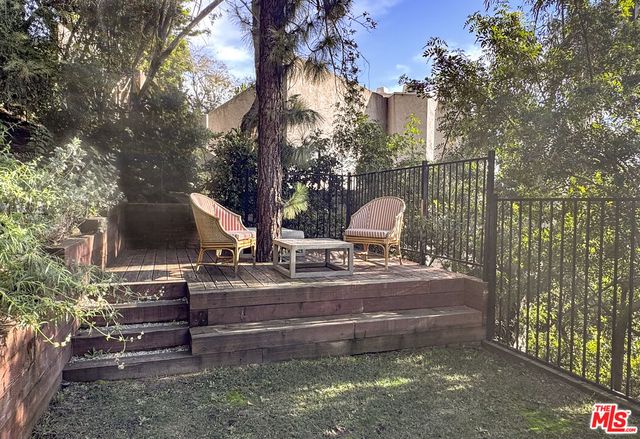 $2,825,000 | 2055 North Gramercy Place, Los Angeles, CA 90068