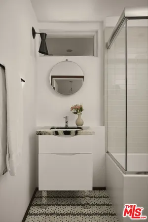 $2,525,000 | 2055 North Gramercy Place, Los Angeles, CA 90068