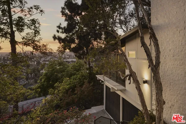 $2,525,000 | 2055 North Gramercy Place, Los Angeles, CA 90068