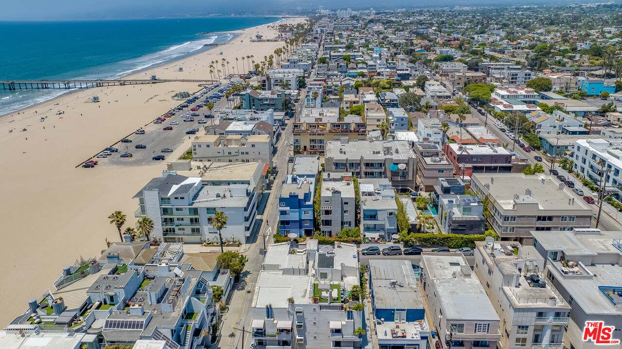 122 Buccaneer Street, Unit 3 Marina del Rey, CA 90292 - Photo 26 of 31 an aerial view of a city