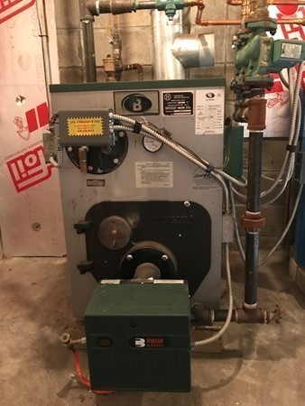 970 Bearsden Road Athol, MA 01331 - Photo 28 of 30 view of a room with washer and dryer