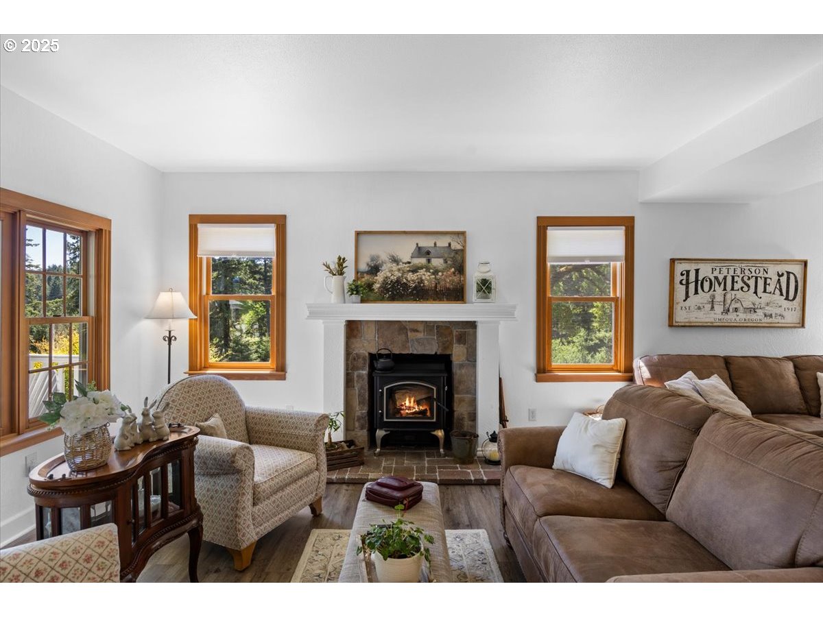 1471 Joelson Road Umpqua, OR 97486 - Photo 20 of 46 Gallery Image 20