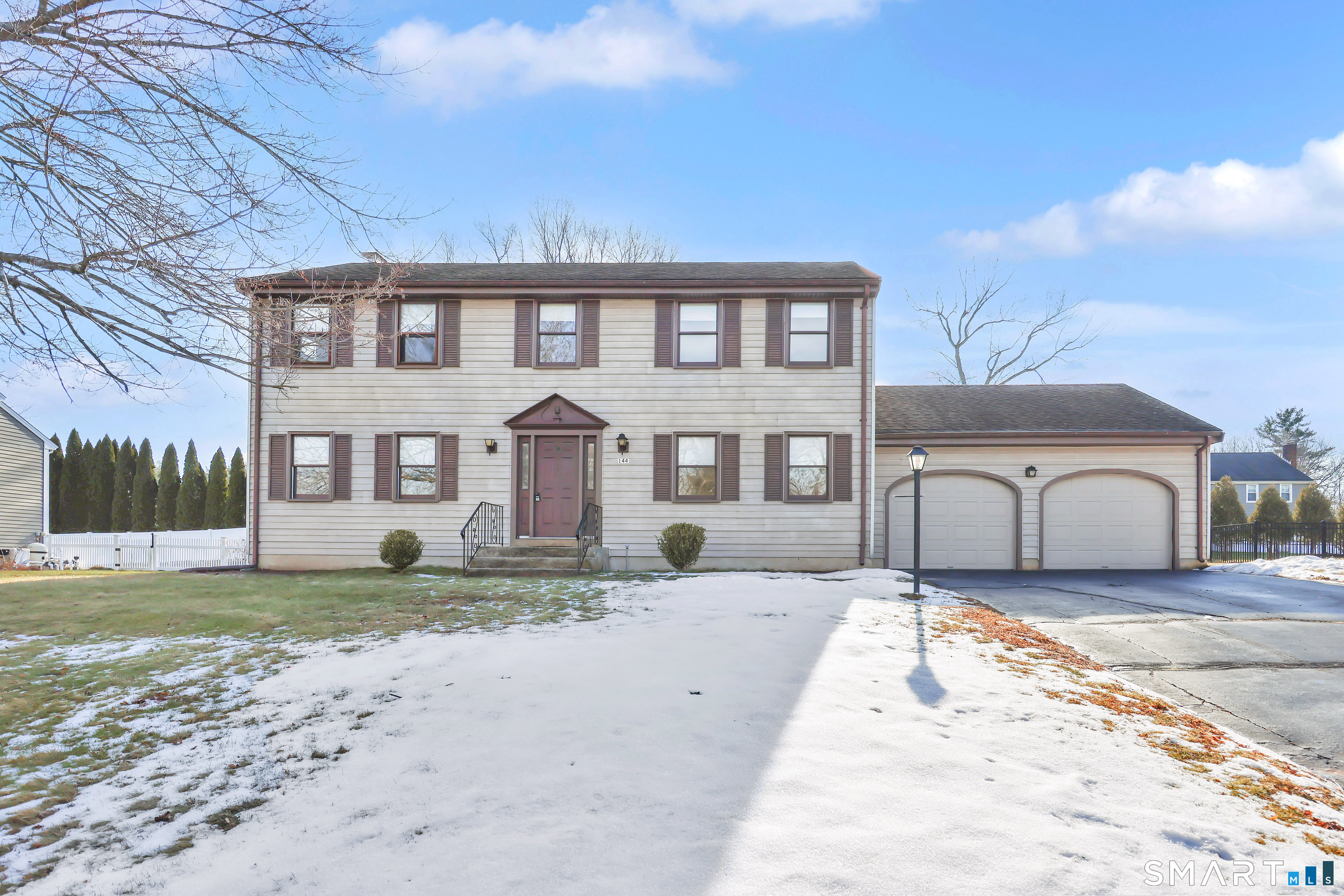144 Lexington Road Glastonbury, CT 06033 - Photo 3 of 29