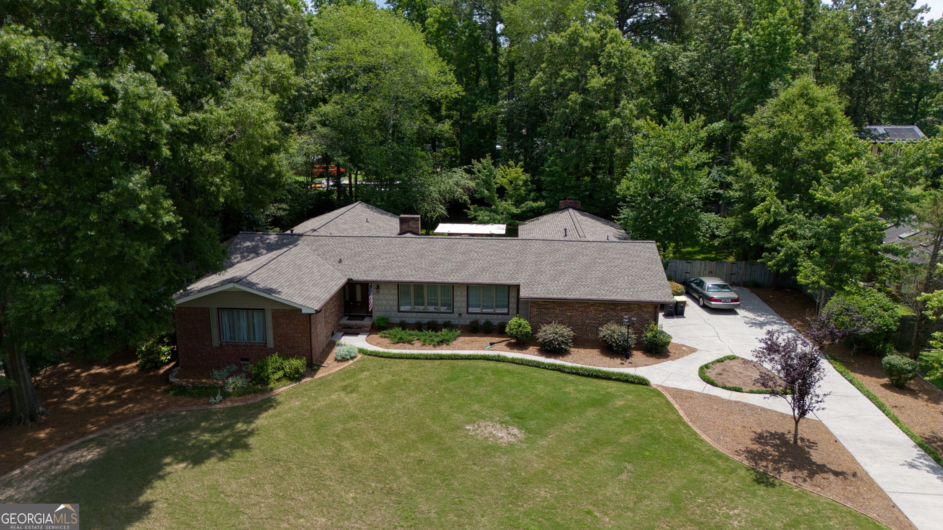 109 Rolling Wood Circle Northwest Rome, GA 30165 - Photo 2 of 44