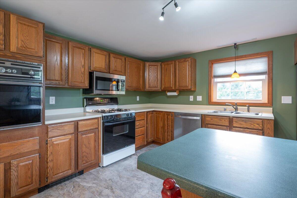 33 Hunt Road Vassalboro, ME 04989 - Photo 7 of 27 010-33 Hunt Rd-9