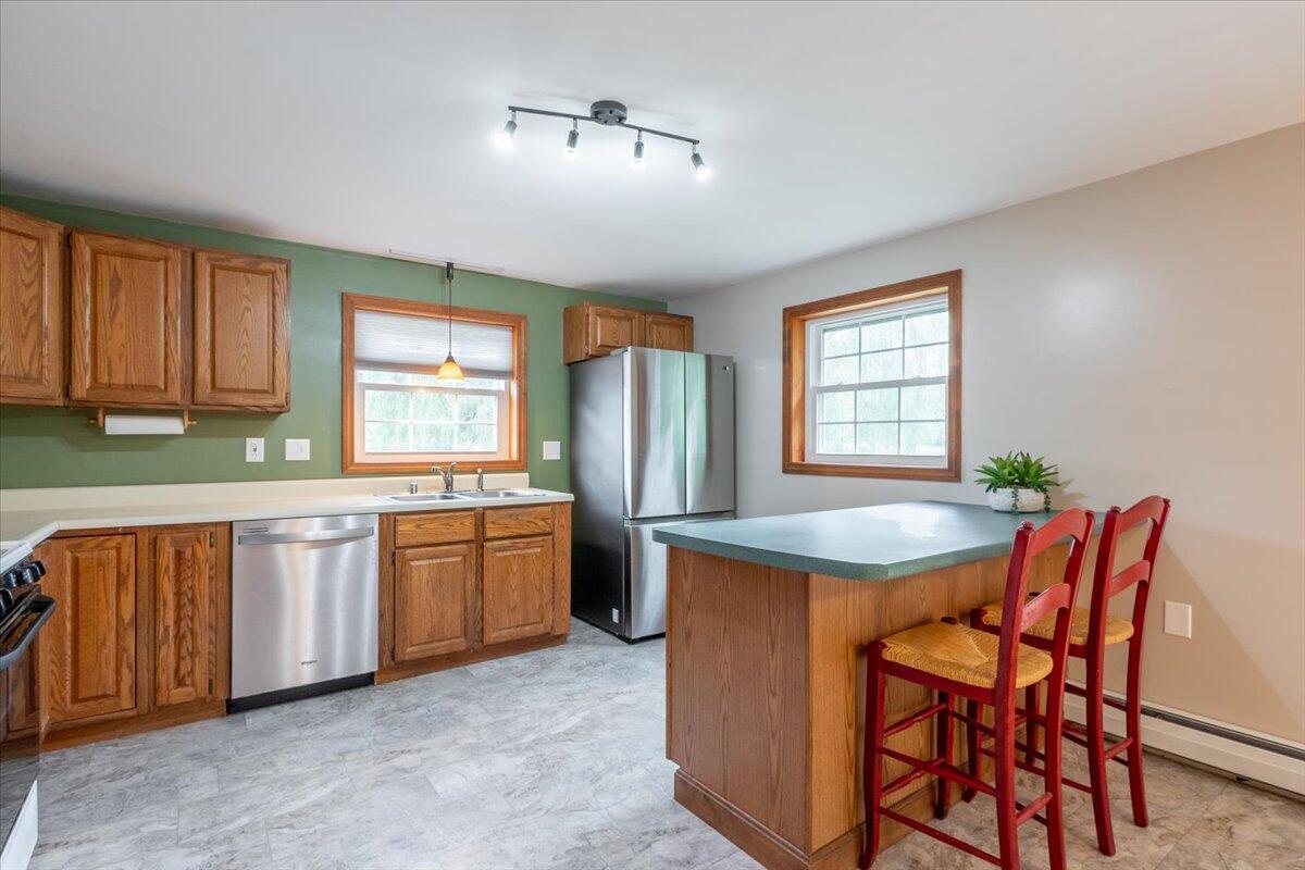 33 Hunt Road Vassalboro, ME 04989 - Photo 8 of 27 009-33 Hunt Rd-8