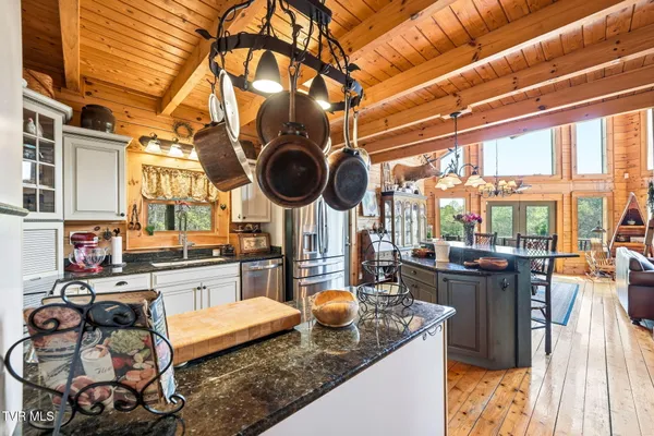 $895,000 | 625 Goods Drive, Kingsport, TN 37663
