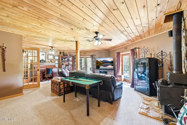 $895,000 | 625 Goods Drive, Kingsport, TN 37663