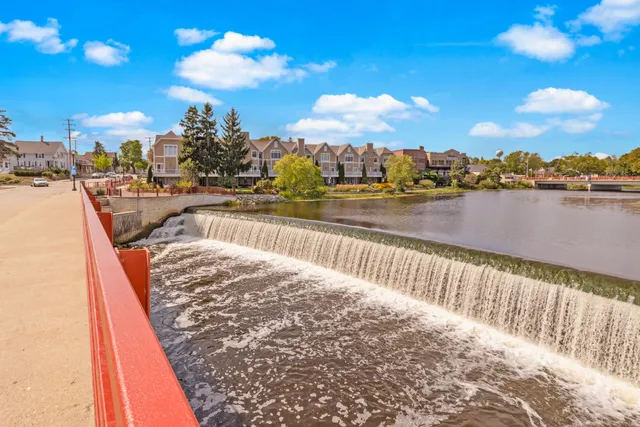 $3,850 | 1170 Harmony Court, Grafton, WI 53024