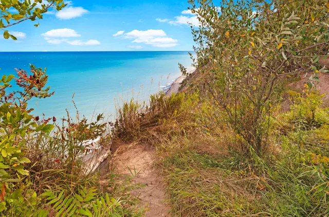 $3,850 | 1170 Harmony Court, Grafton, WI 53024