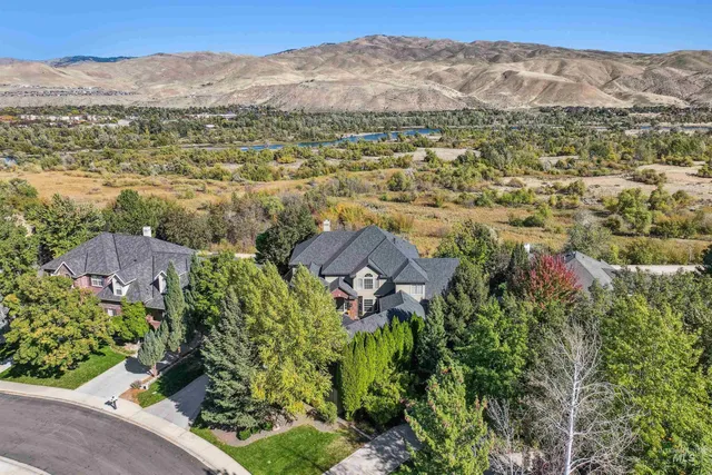 $1,950,000 | 5288 South Farmhouse Place, Boise, ID 83716