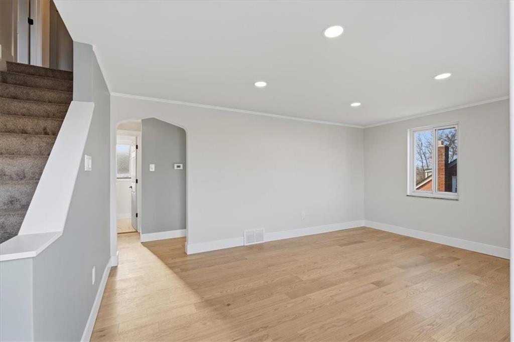44 Ruthfred Drive Pittsburgh, PA 15241 - Photo 7 of 29 a view of hallway with a large window
