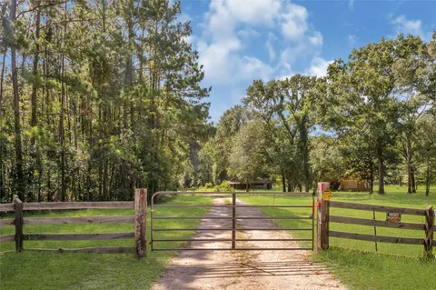 $980,000 | 80 Road 3017b, Dayton, TX 77535