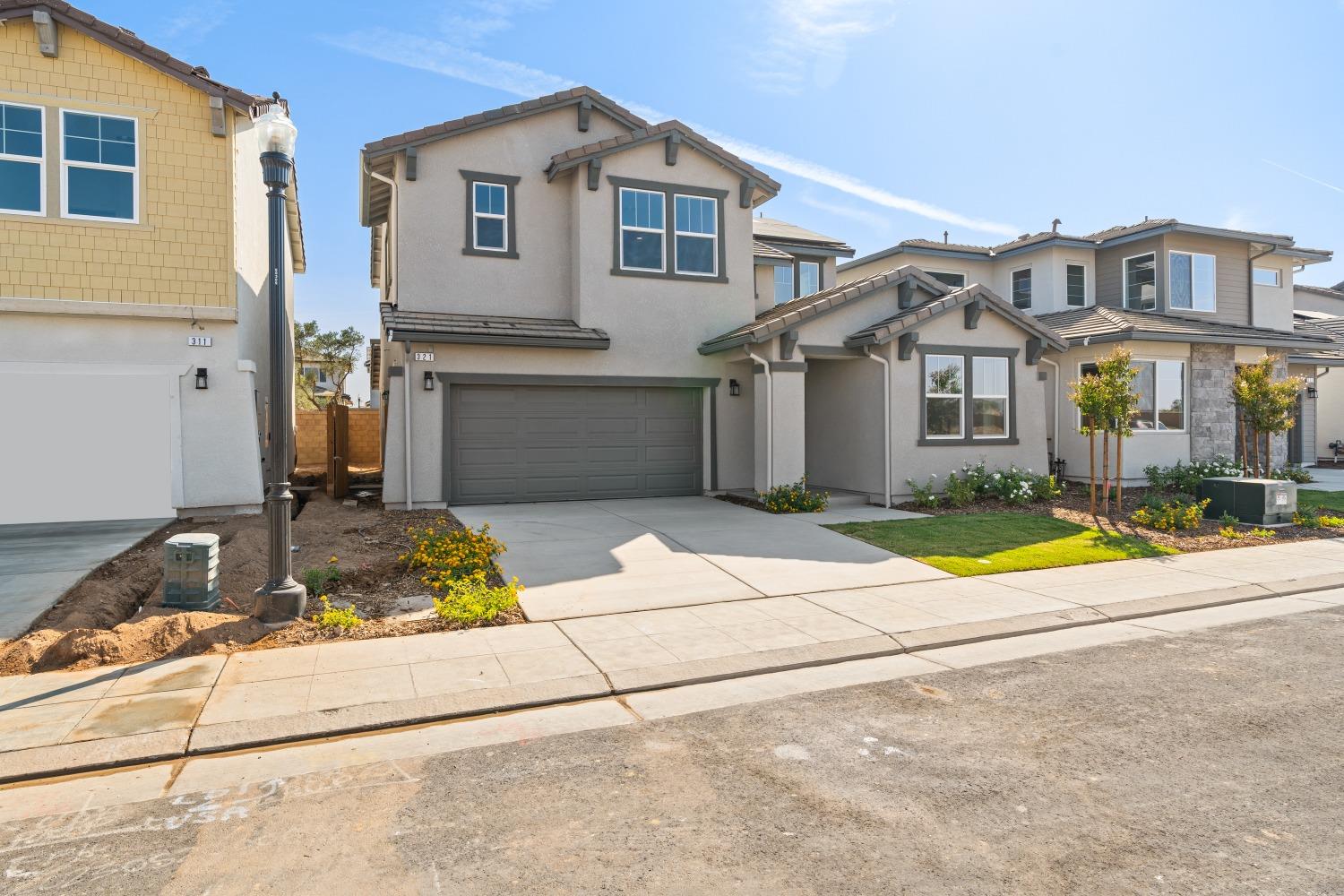 321 Peters Road Madera, CA 93636 - Photo 2 of 33 a view of small white building