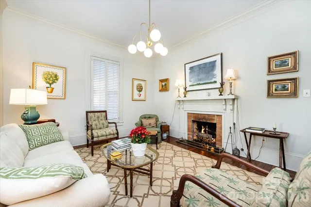 $950,000 | 400 North Poplar Street, Charlotte, NC 28202