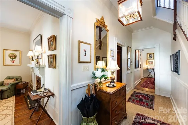 $950,000 | 400 North Poplar Street, Charlotte, NC 28202