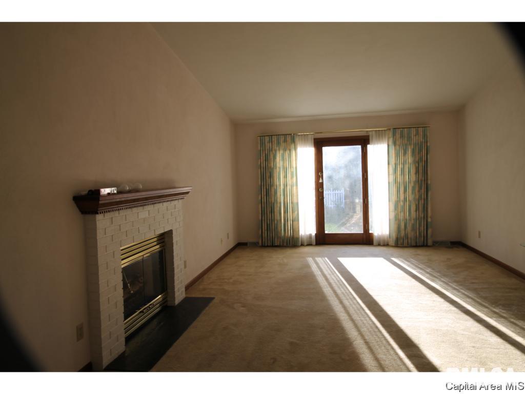 1807 Cogmill Court Springfield, IL 62704 - Photo 2 of 7 Gallery Image 2