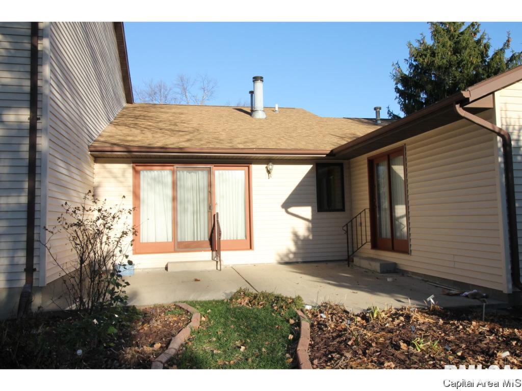 1807 Cogmill Court Springfield, IL 62704 - Photo 5 of 7 Gallery Image 5