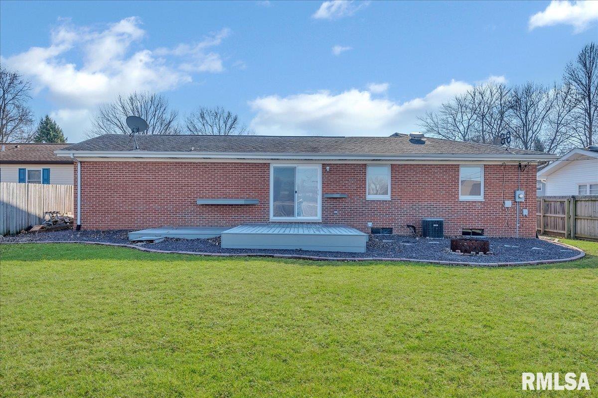 105 Nottingham Road Springfield, IL 62704 - Photo 28 of 30