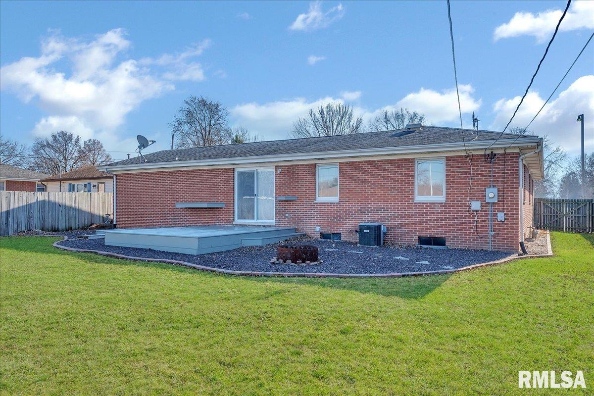 105 Nottingham Road Springfield, IL 62704 - Photo 29 of 30