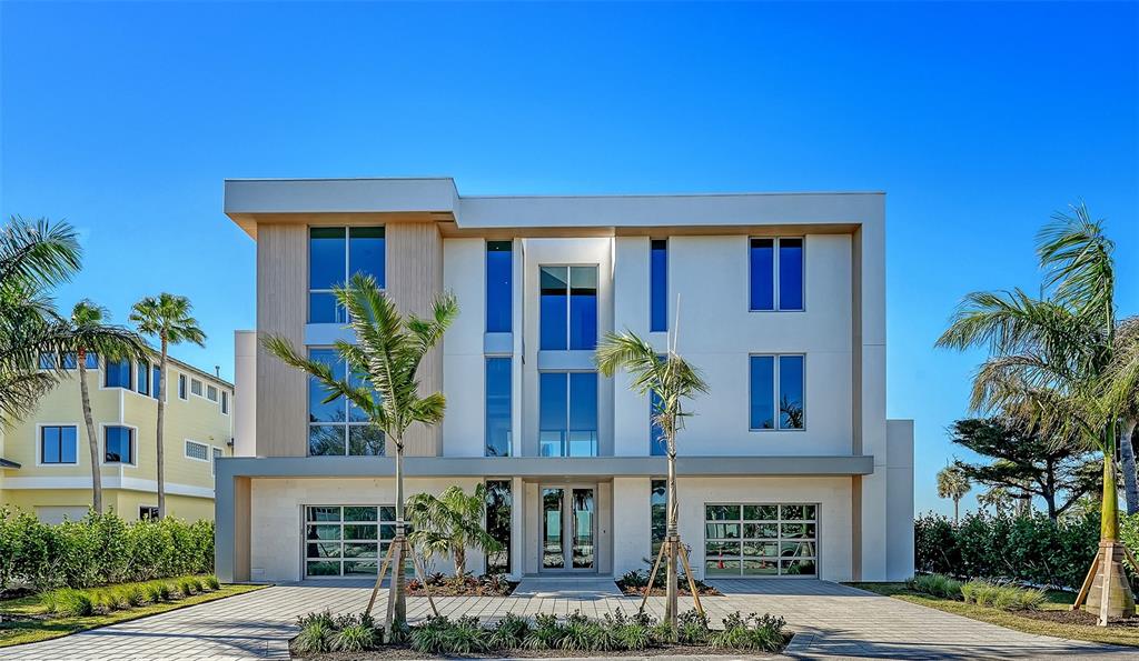 6489 Gulfside Road Longboat Key, FL 34228 - Photo 2 of 65
