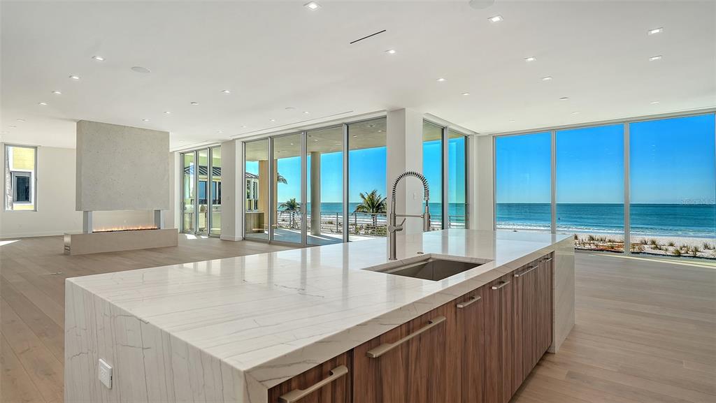 6489 Gulfside Road Longboat Key, FL 34228 - Photo 24 of 65