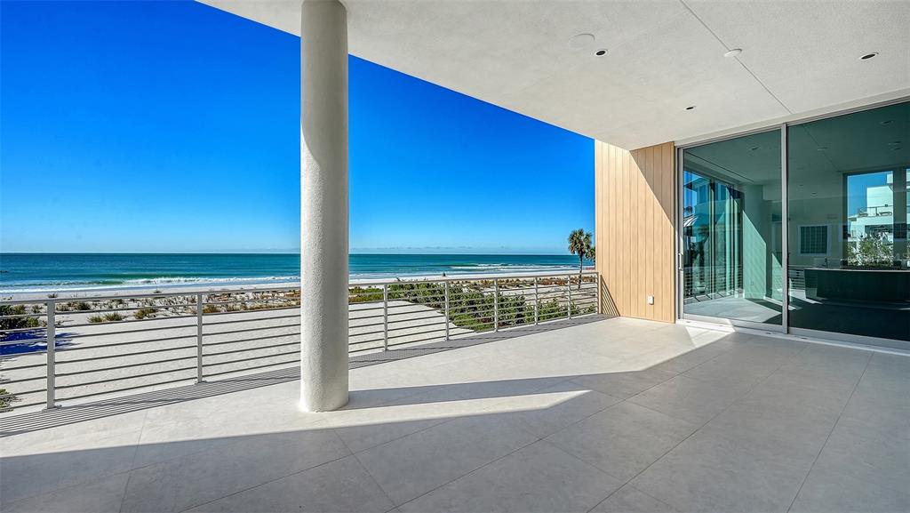 6489 Gulfside Road Longboat Key, FL 34228 - Photo 32 of 65