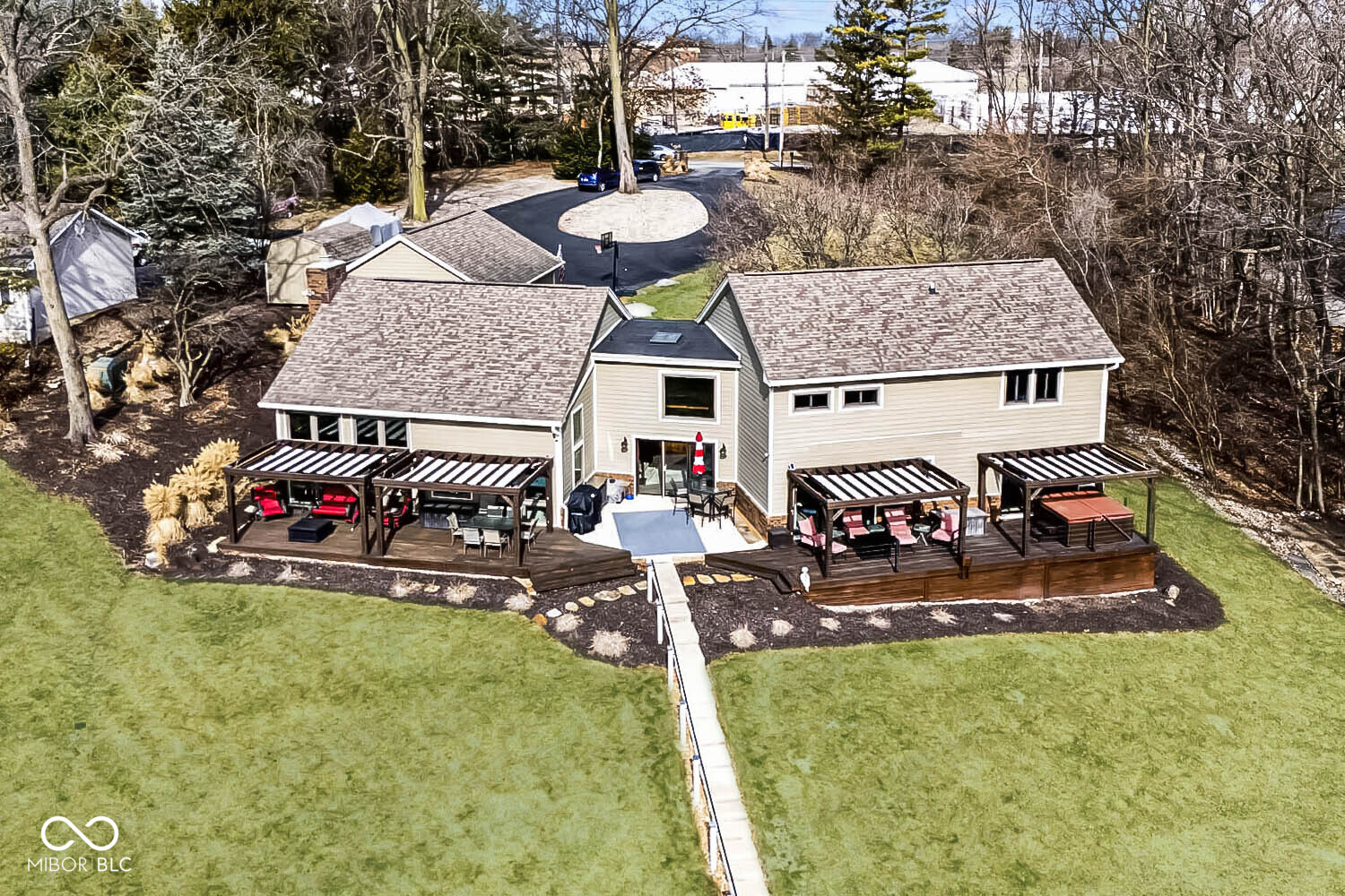 3003 East 56th Street Indianapolis, IN 46220 - Photo 3 of 59