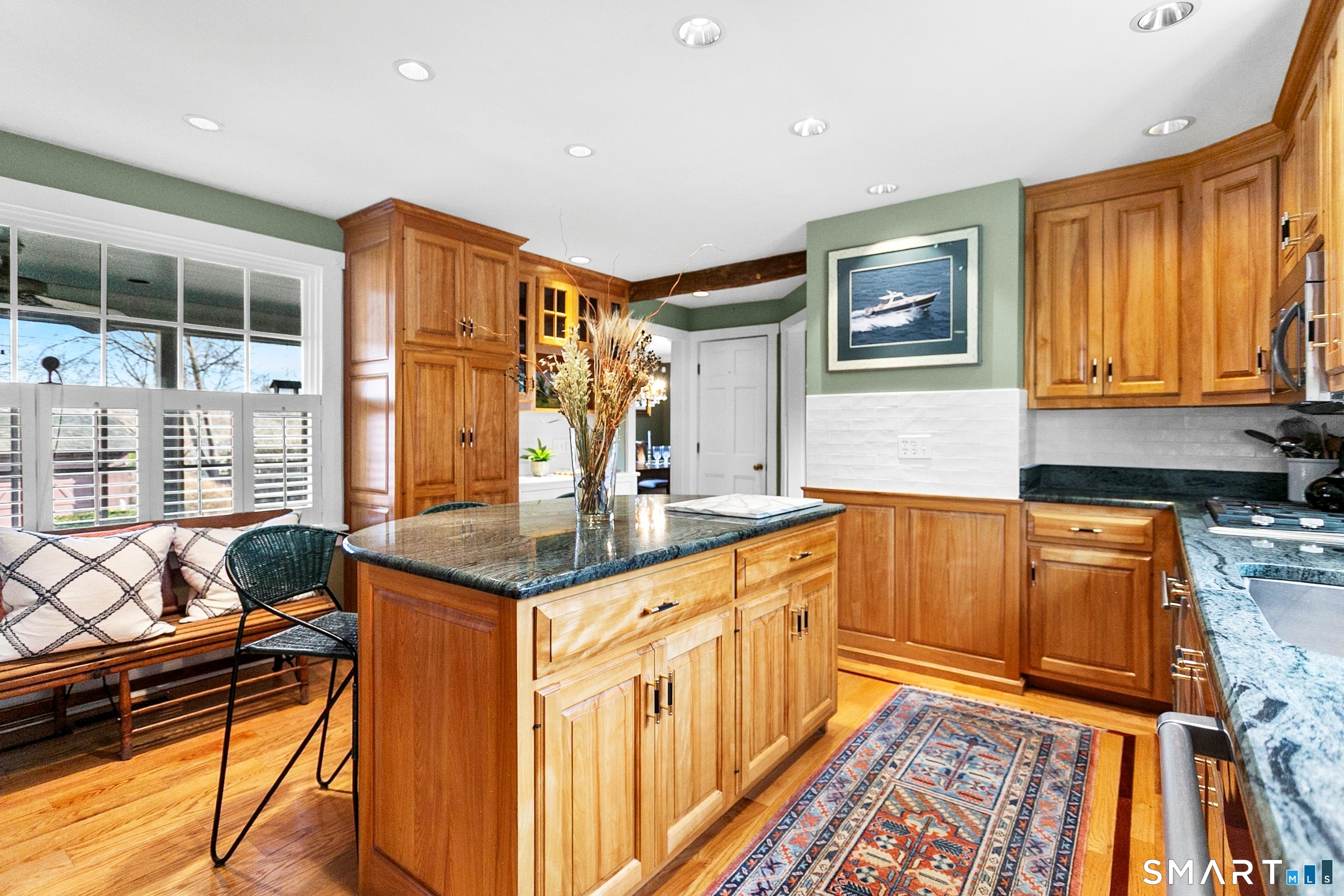 164 Farist Road Fairfield, CT 06825 - Photo 16 of 40