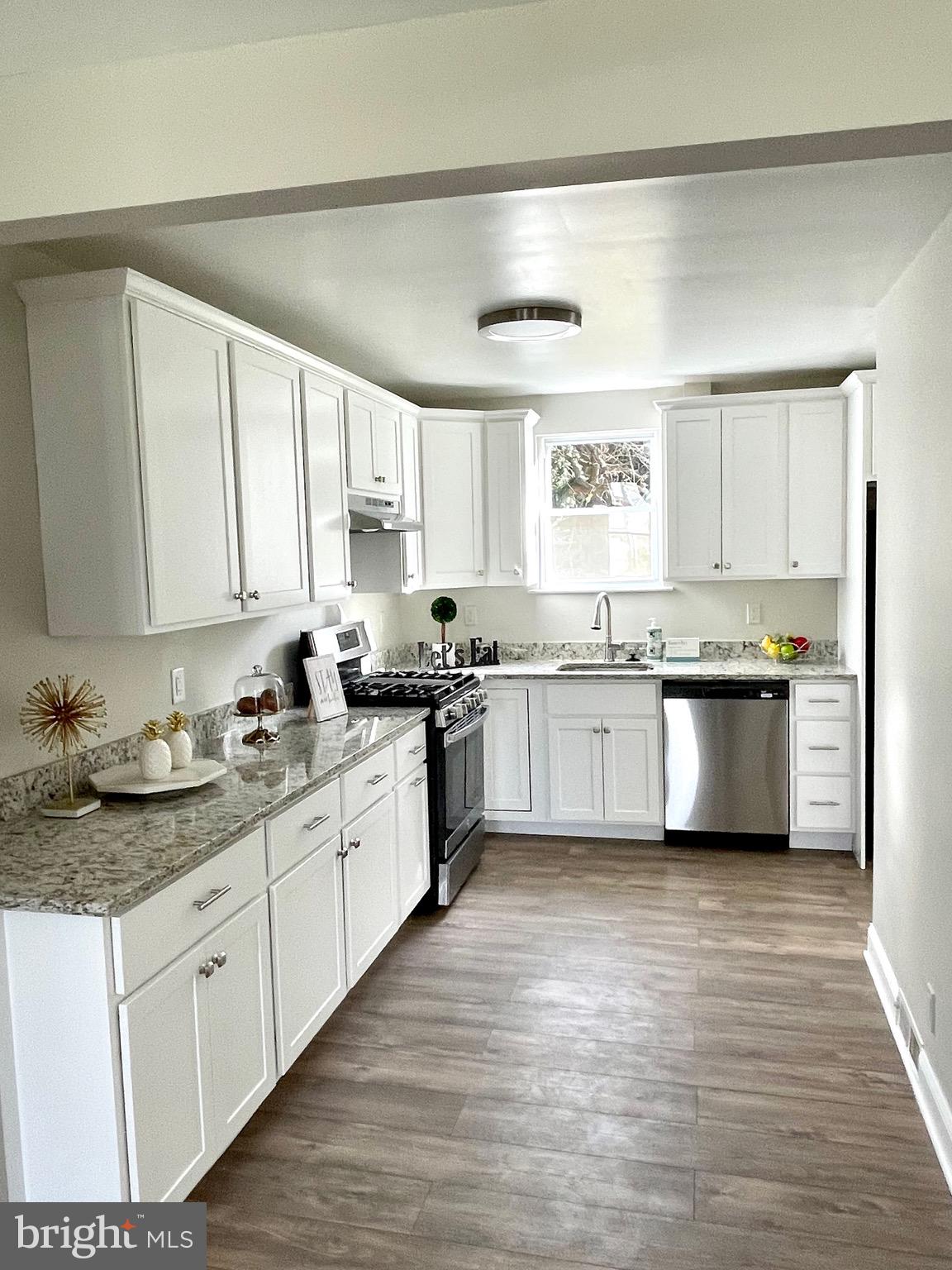 13 Village Road Pikesville, MD 21208 - Photo 5 of 45 Gallery Image 5