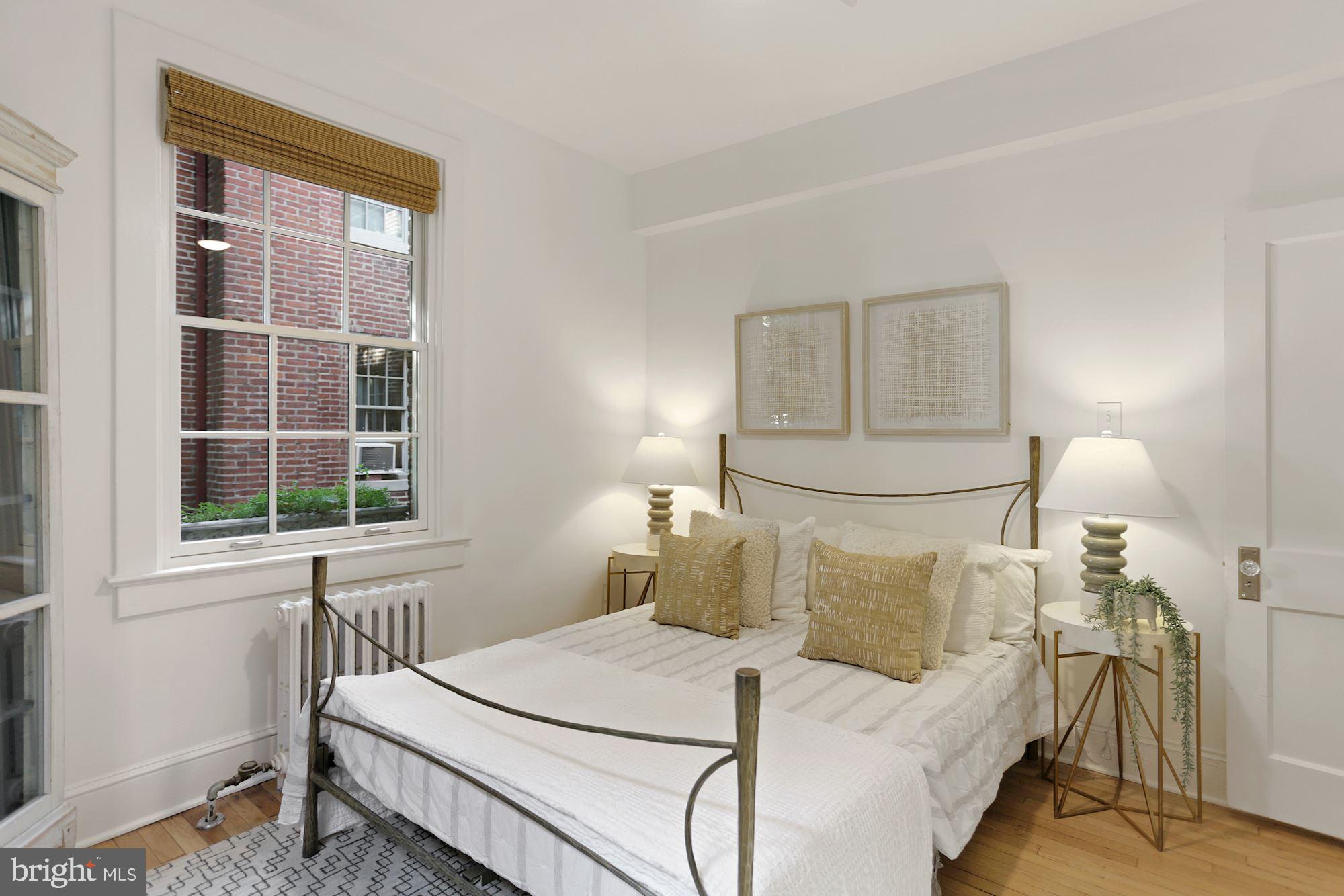 1705 Lanier Place Northwest, Unit 304 Washington, DC 20009 - Photo 18 of 35 Primary Bedroom