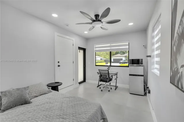 $5,350 | 6021 Southwest 19th Street, Miami, FL 33155