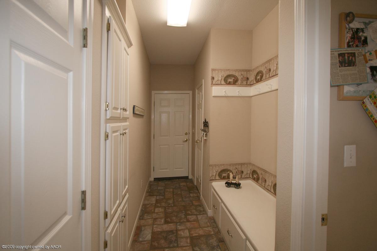 8060 Hunsley Road Canyon, TX 79015 - Photo 18 of 19 utility hall