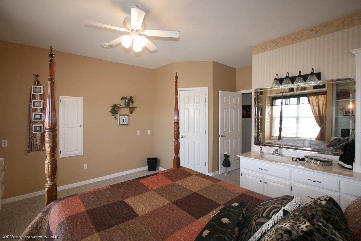 8060 Hunsley Road Canyon, TX 79015 - Photo 3 of 19 bedroom 2