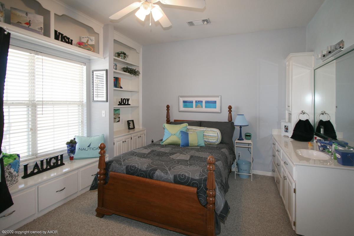 8060 Hunsley Road Canyon, TX 79015 - Photo 4 of 19 bedroom 3