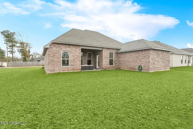 $298,000 | 1 Bear Pt Drive, Long Beach, MS 39560