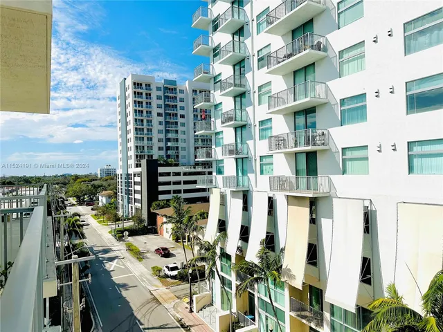 $295,000 | 2100 Van Buren Street, Unit 518, Hollywood, FL 33020