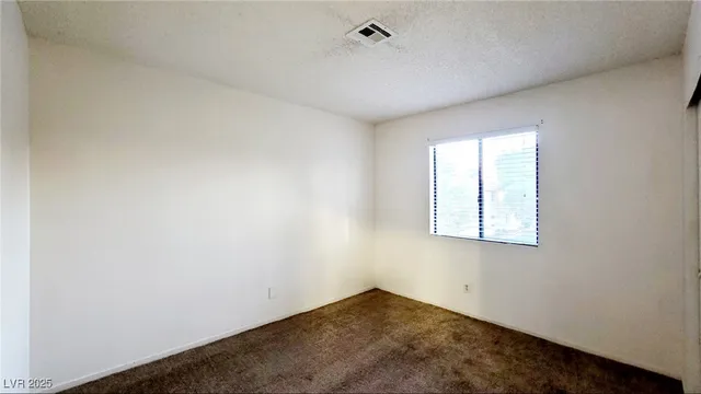 $1,100 | 825 Rock Springs Drive, Unit 202, Las Vegas, NV 89128