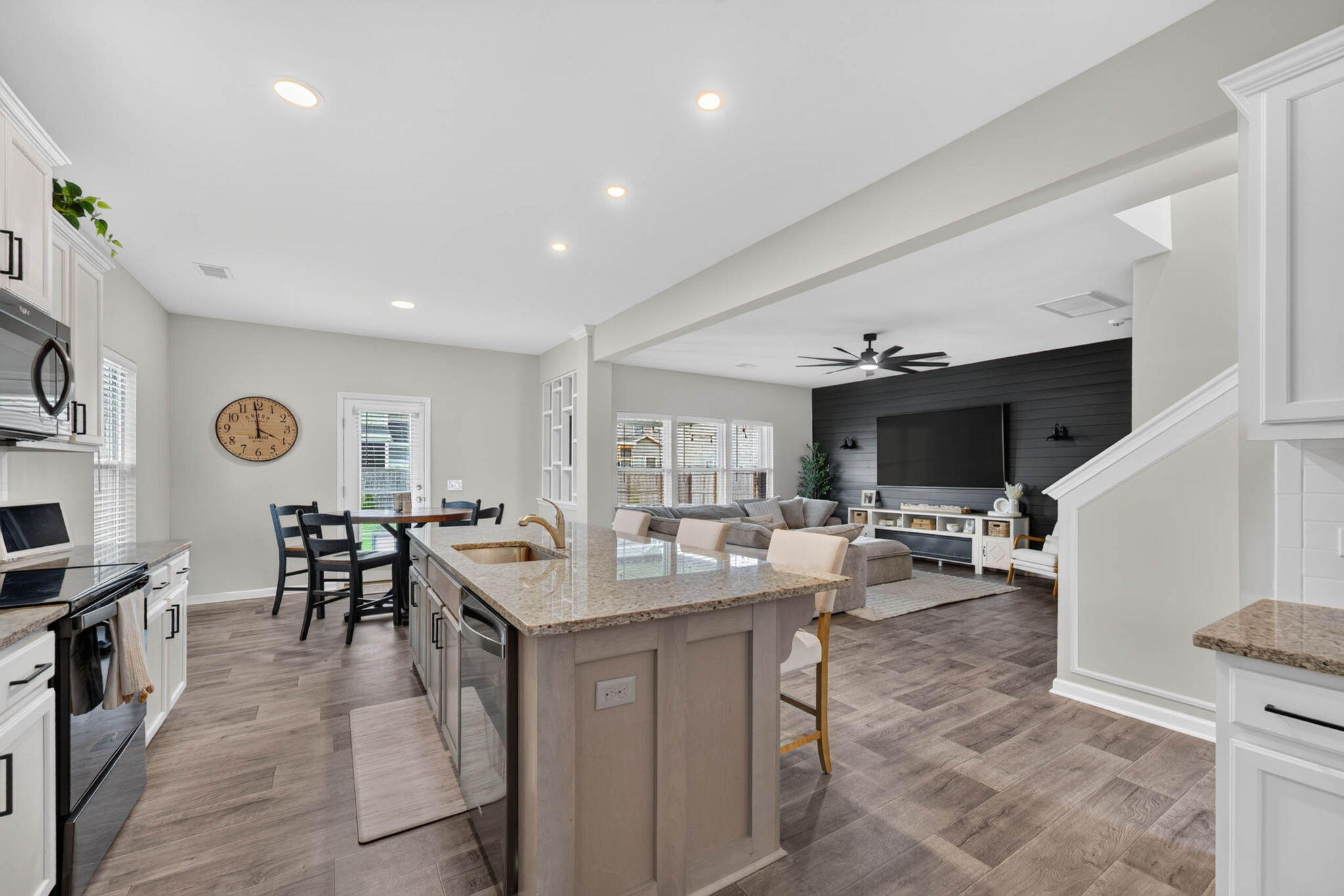 522 Killdeer Road Summerville, SC 29486 - Photo 7 of 46 11-web-or-mls-RP201225