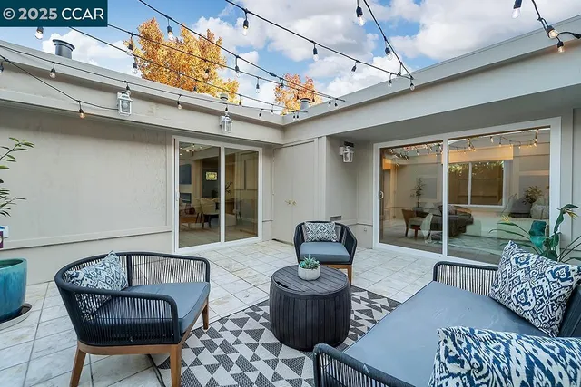 $825,000 | 1180 Running Springs Road, Unit 4, Walnut Creek, CA 94595