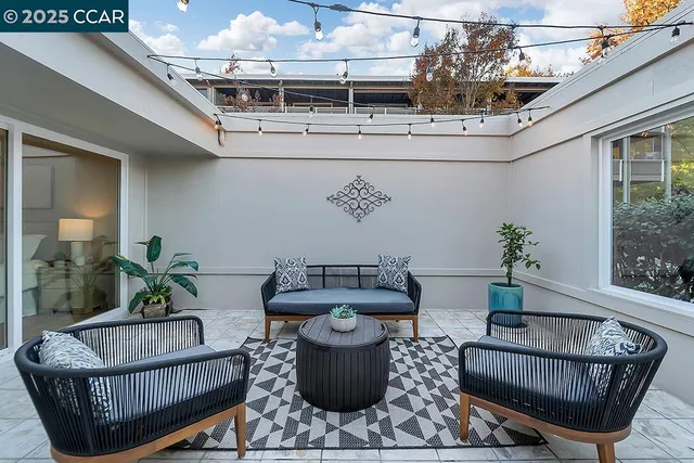 $825,000 | 1180 Running Springs Road, Unit 4, Walnut Creek, CA 94595